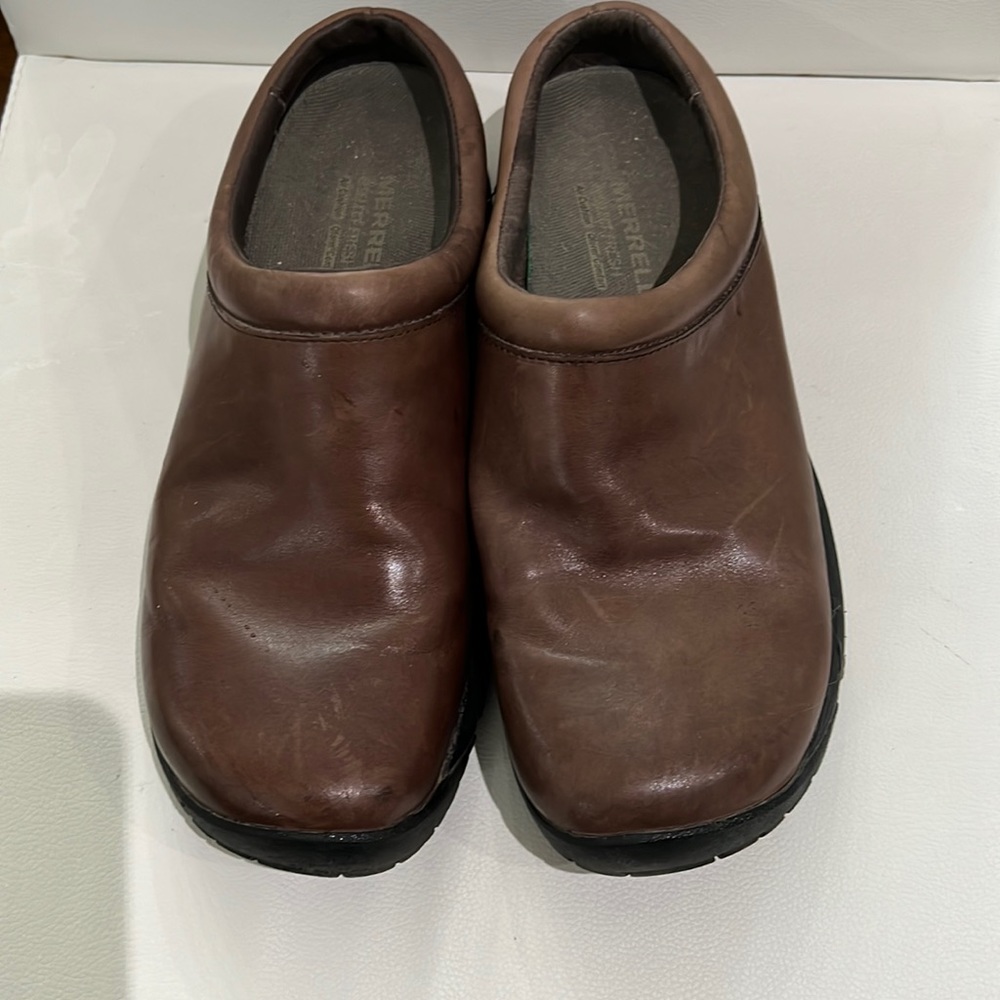 Brown leather Merrell shoes